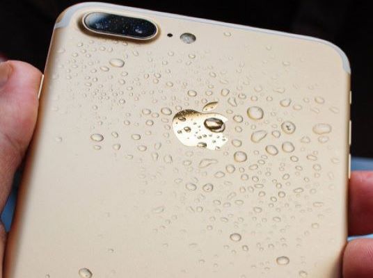 water damaget phone repair